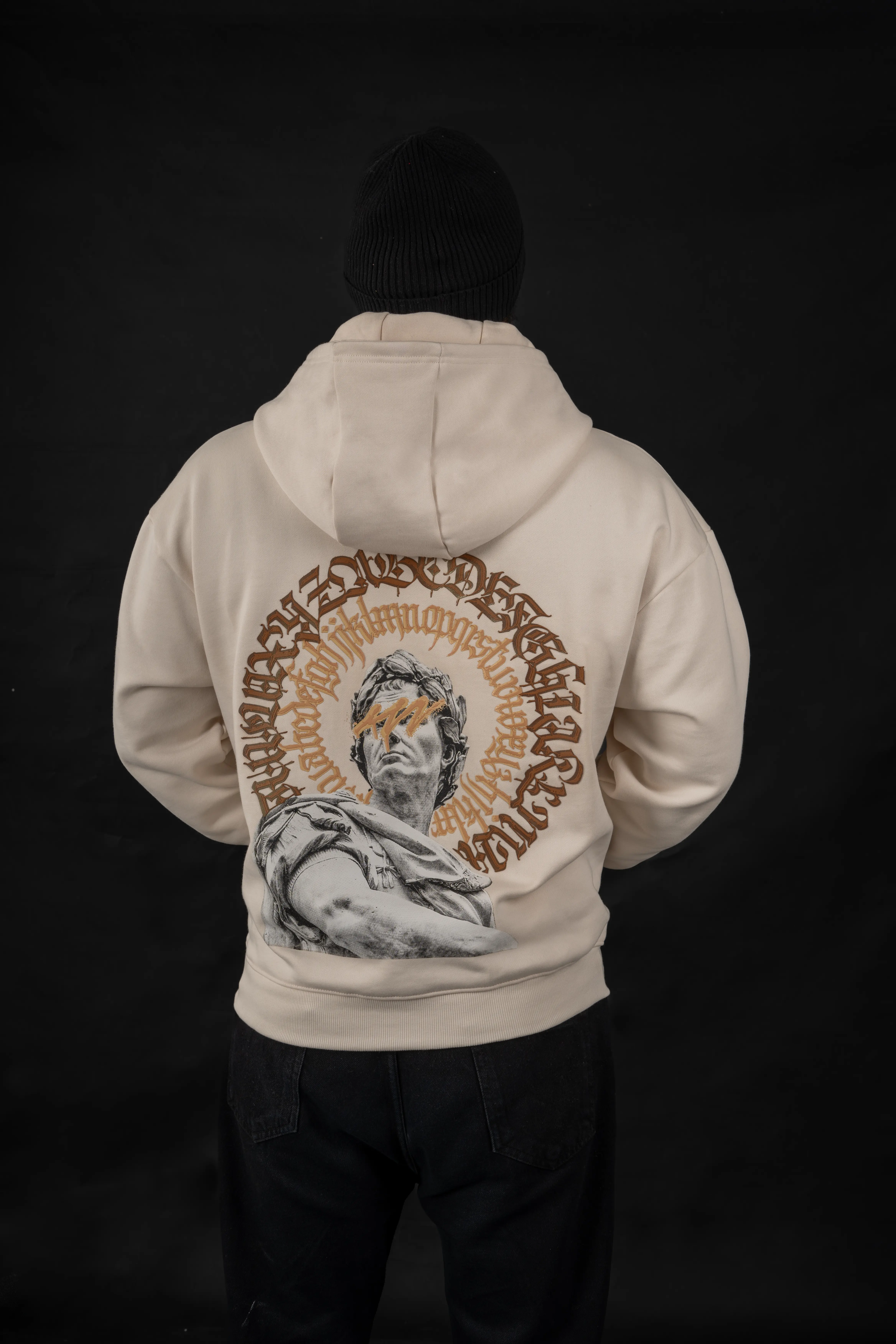 Beige Cult Back Short